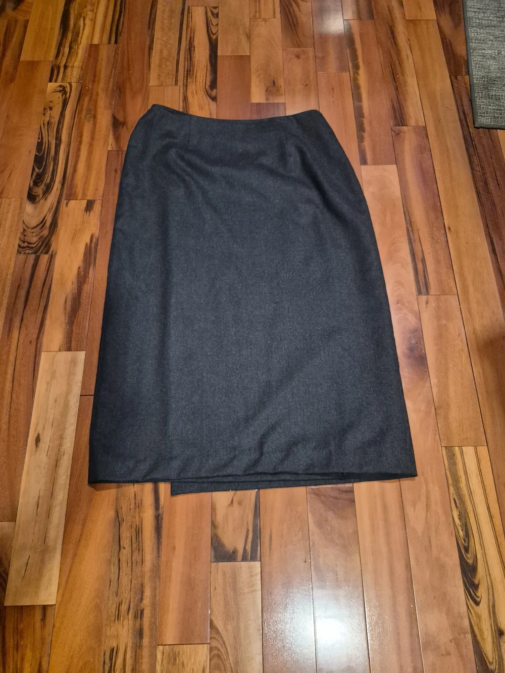 Talbots Petites 14 Gray Wool Twill Wrap Midi Skirt Buckle Lined
